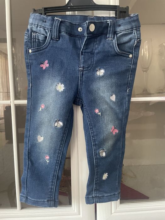 vand haine fetita marimea 80/86