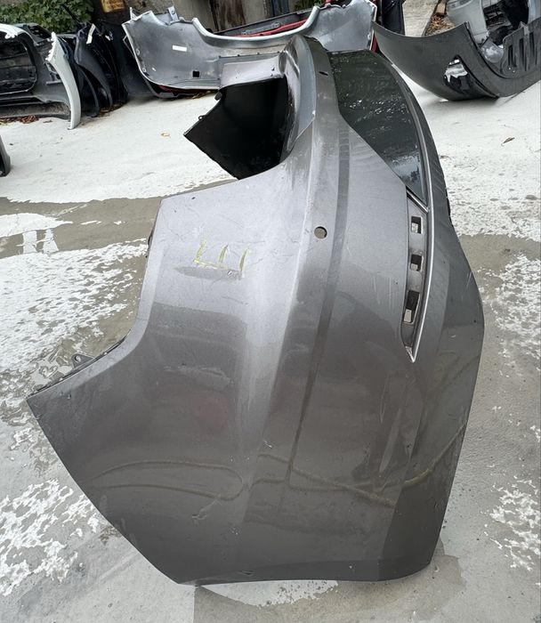 Seat Leon 3 kombi задна броня Сеат Леон 3 комби. 2 броя