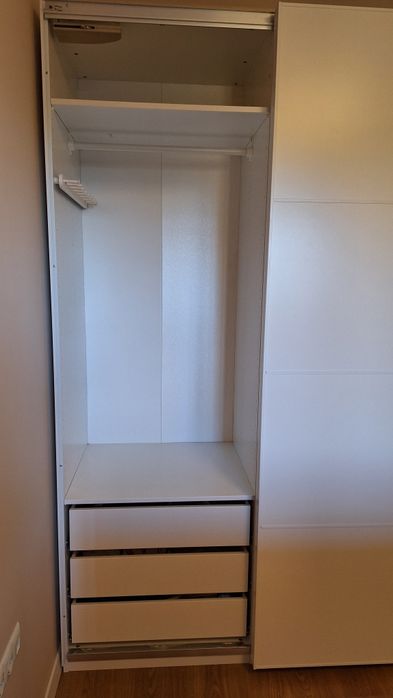 Гардероб с плъзгащи врати Икеа