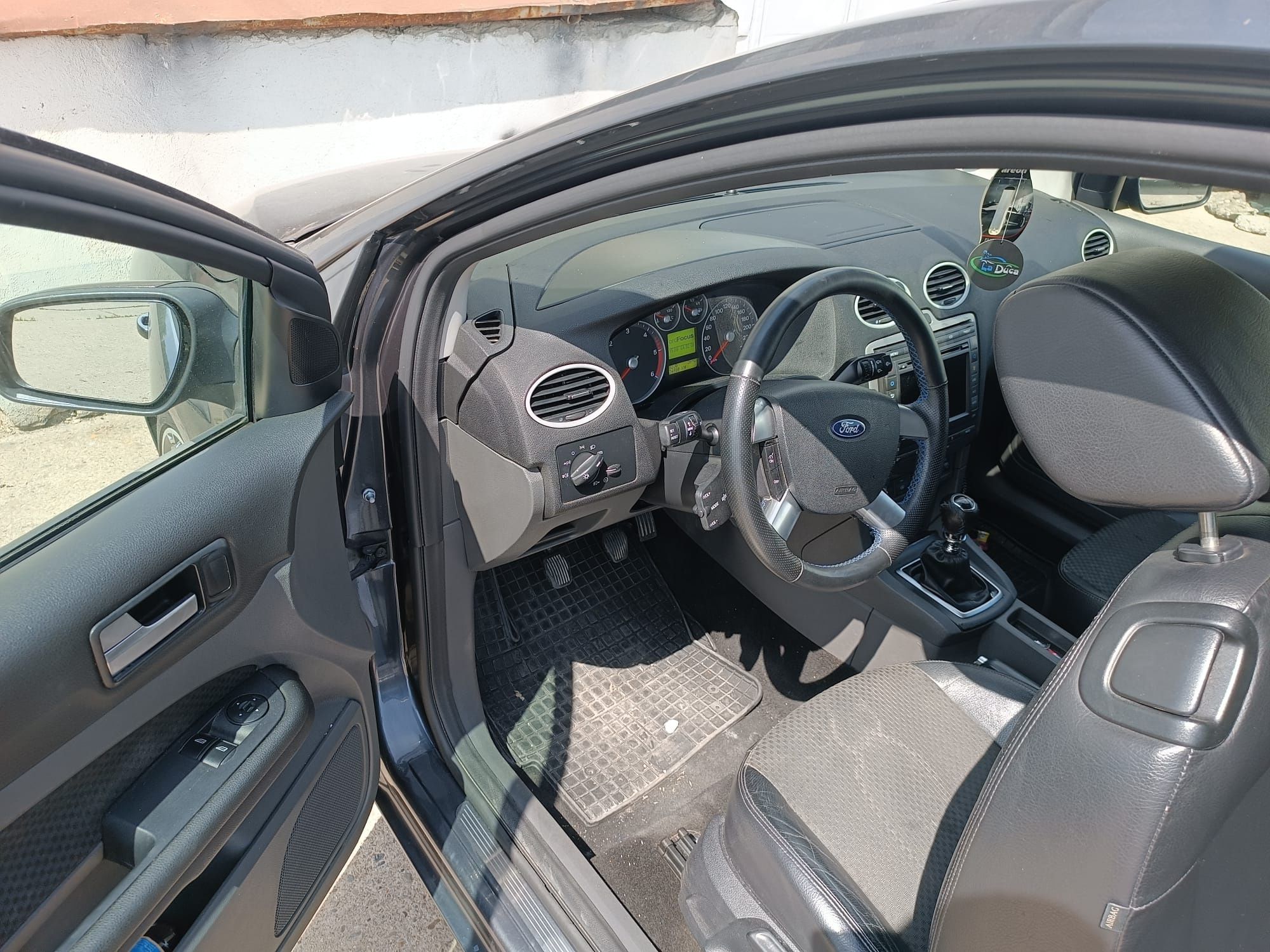 Vând Ford focus an 2006