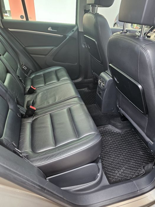 Volkswagen Tiguan 4Mtion

• Prima inmatriculare 05.07.2012
• Motorizar