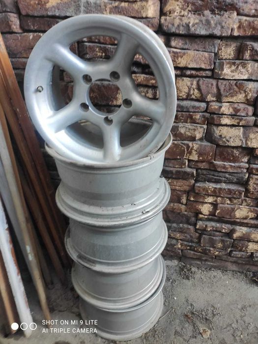 Диски б/у R15 на Уаз, Niva