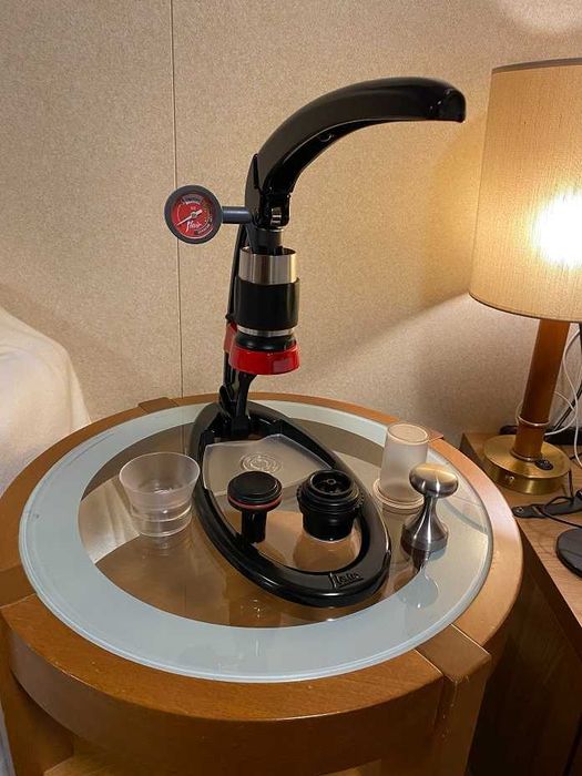 De vânzare: Espressor manual Flair Classic – stare excelentă