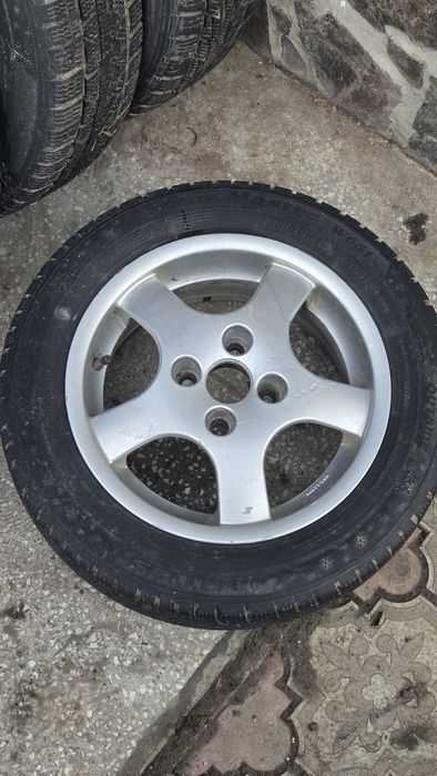 De vânzare roți de iarnă 185/55 R14