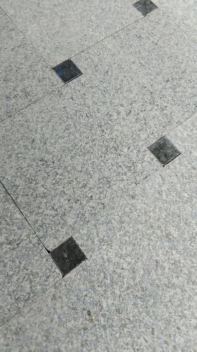 Гранит травертин