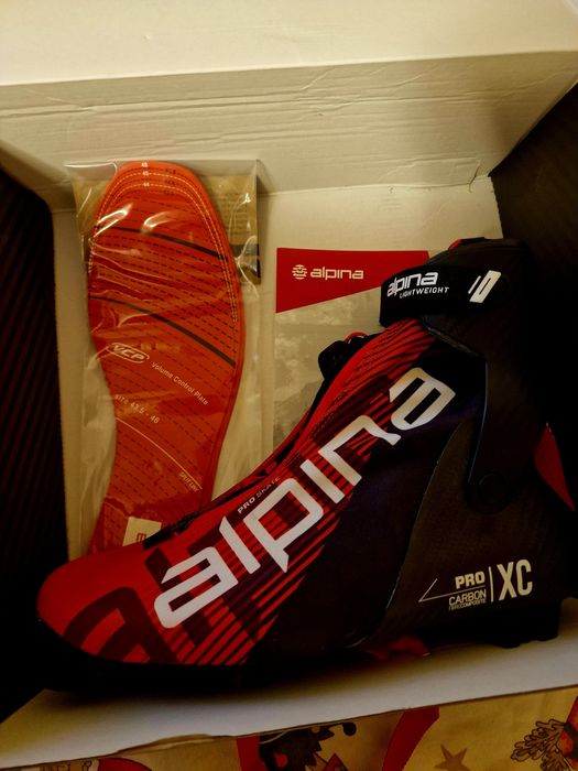 Ски щеки обувки за ски бягане.