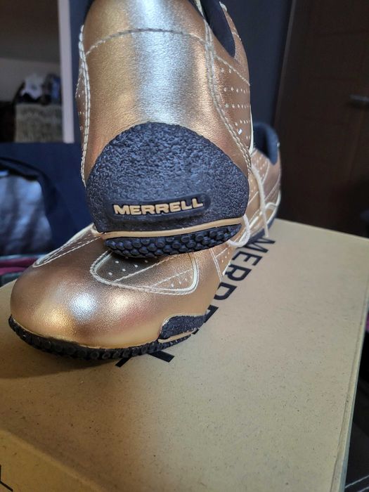 REDUS Adidasi piele naturala MERRELL, auriu cu negru, marimea 42