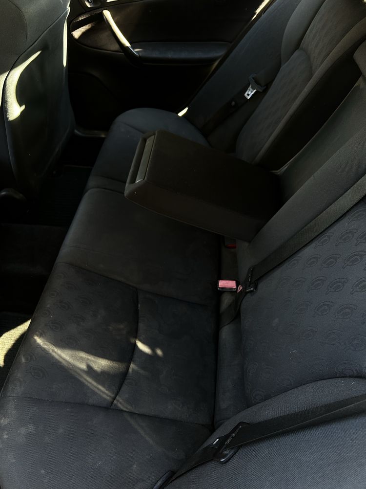 Mercedes Benz - C180