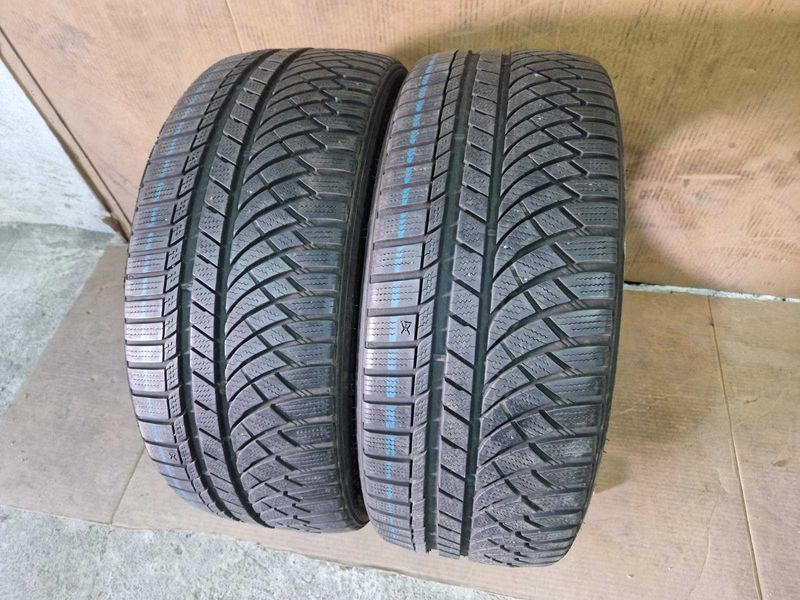 2 Kumho R19 245/45
зимни гуми 
DOT2522