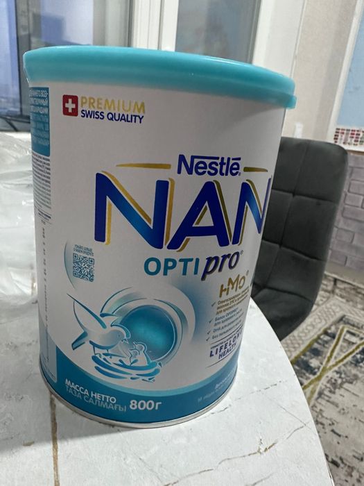 Продам смесь  NAN 4