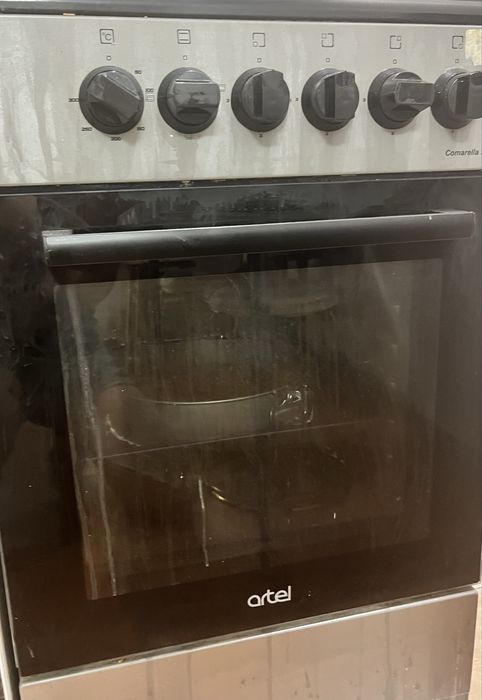 Продам газ плиту