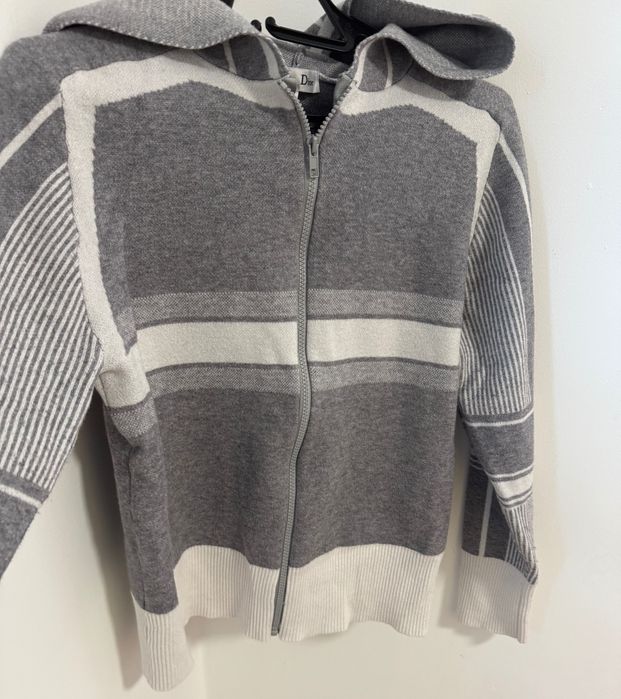 Суитшърт с качулка