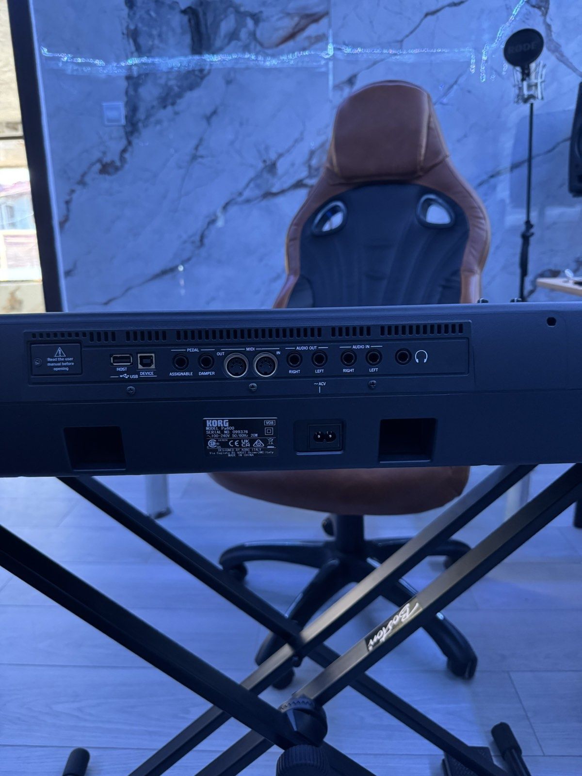 Корг па 600 Korg pa600 нов