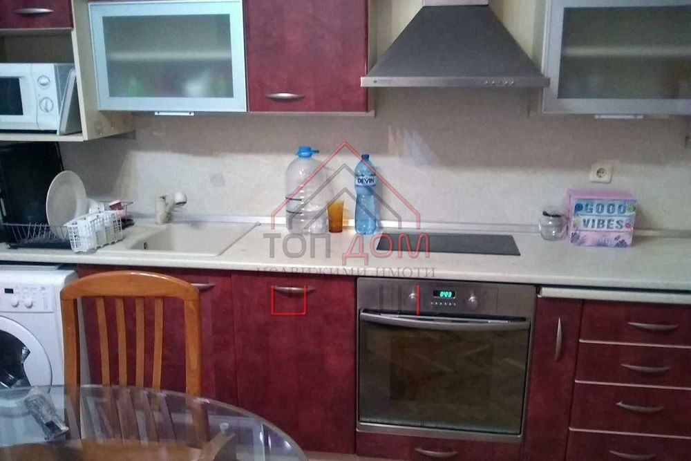 Дава се под наем Тристаен апартамент в Варна, Център - 53 кв.м за 433.5 € - Снимка #2