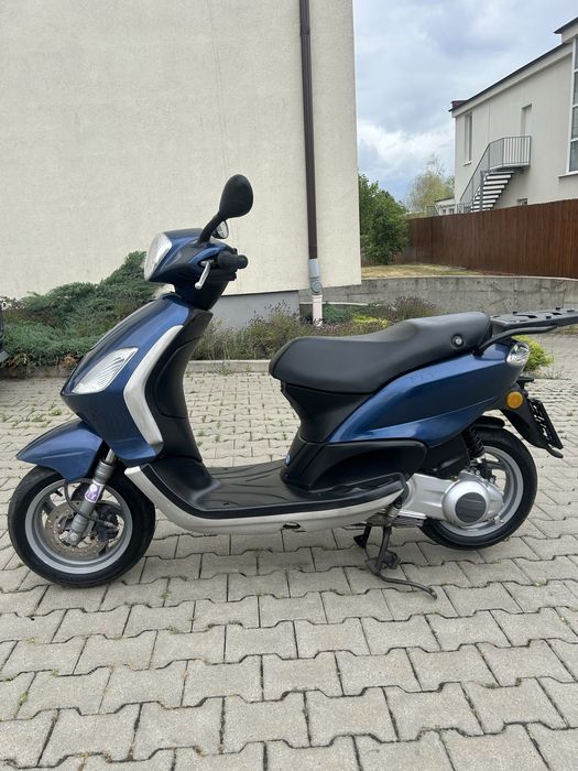 Piaggio fly 125 impecabil categoria B