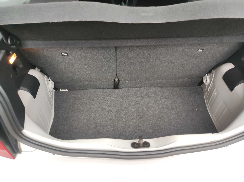 Продавам VW Up Eco Fuel CNG
