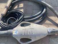 Vibrator de betoane