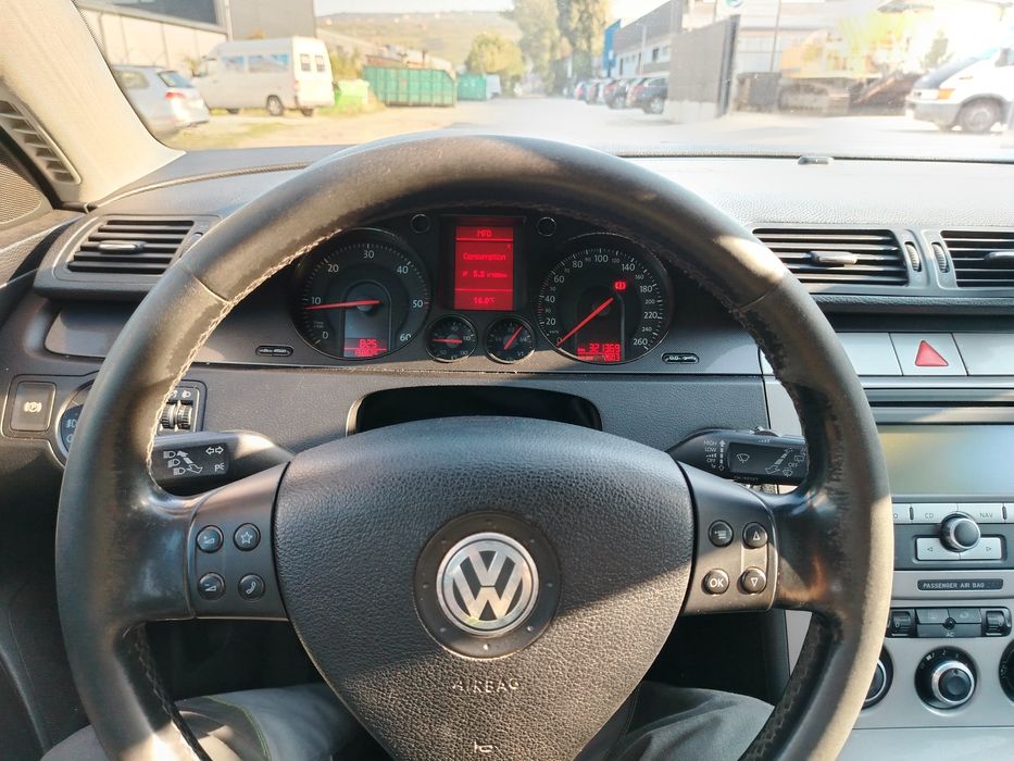 Vând  schimb Passat B6
