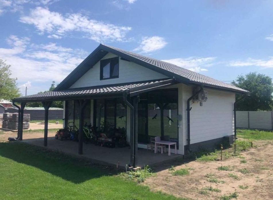 Realizăm case și Cabane de locuit