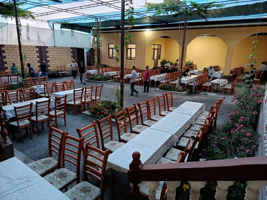 Stol stul sotiladi yangidek