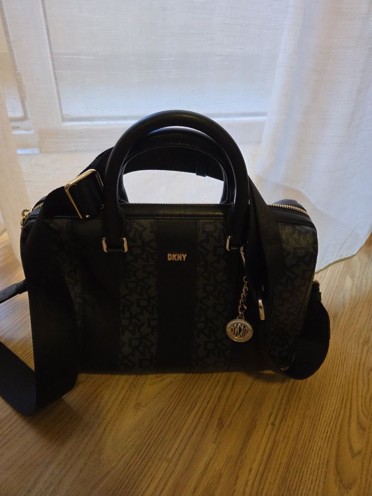 DKNY с касова бележка