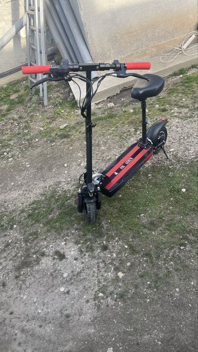 Vand trotineta electrica