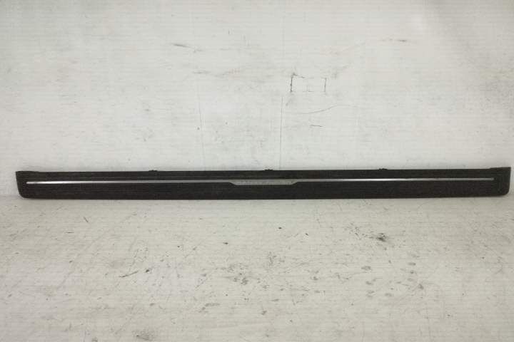 Праг Тип Стъпало Ляво Дясно Оригинален В Добро Състояние Ланд Роувър /