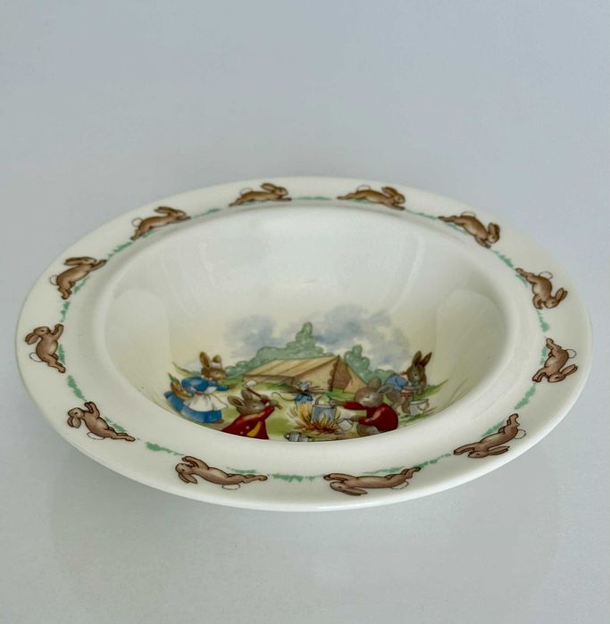 Детска чиния Royal Doulton Bunnykins