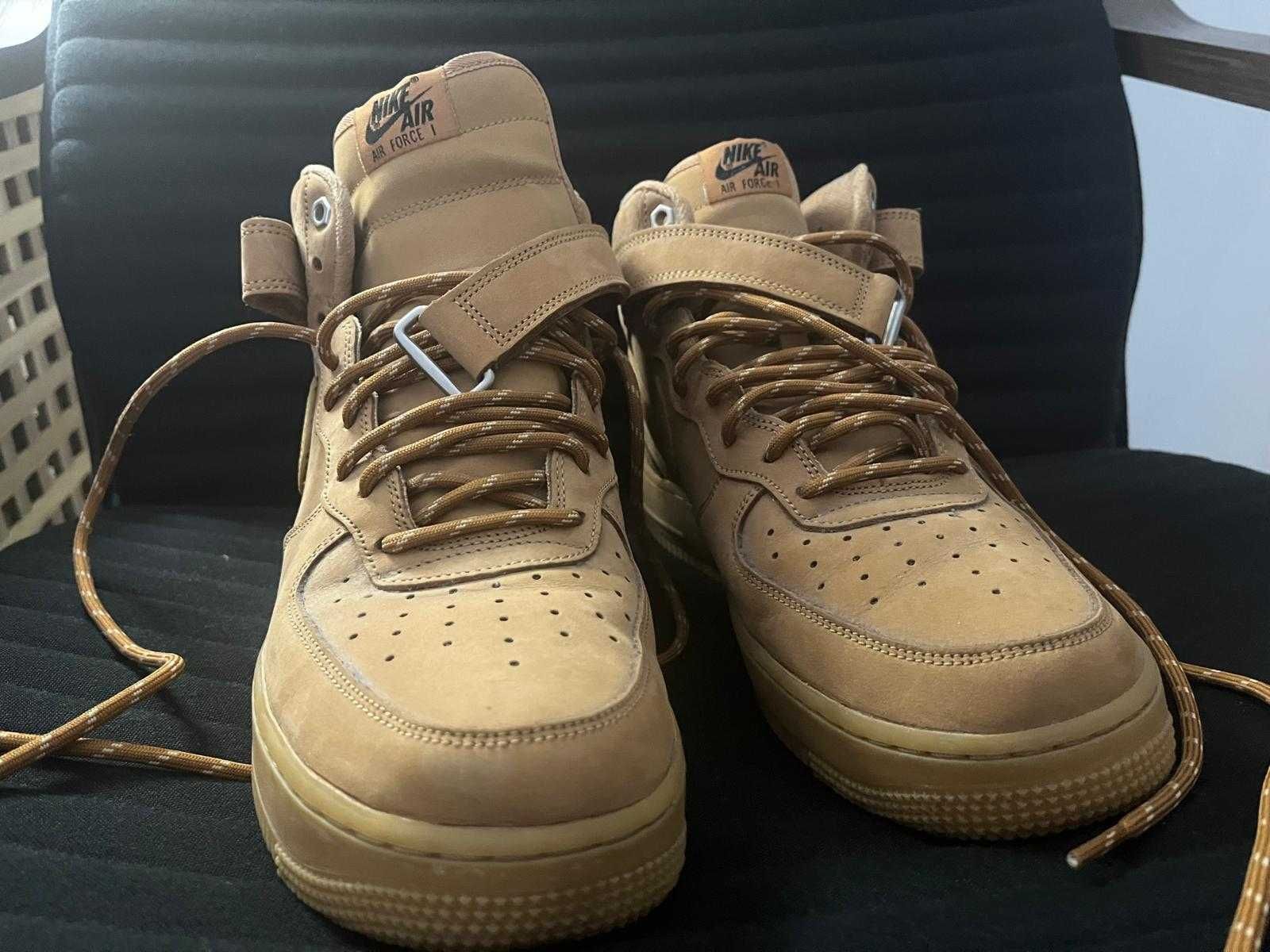 Air Force 1 Mid 07 WB