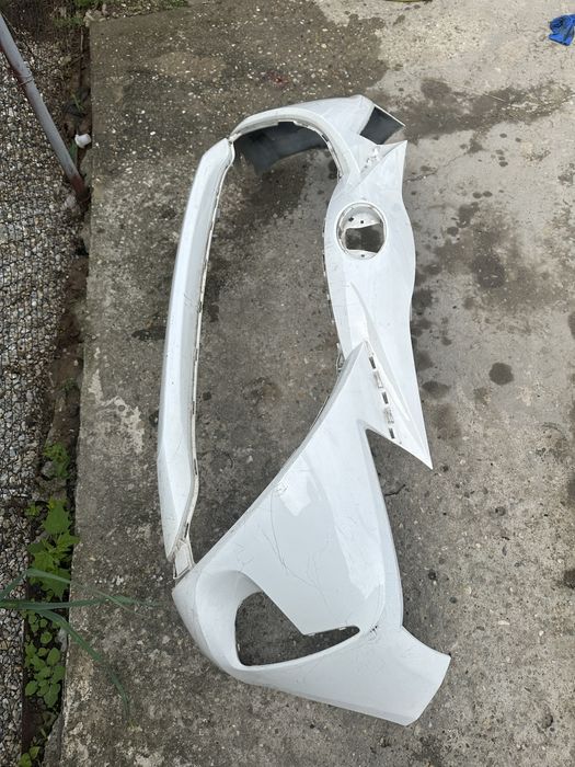 Bară față toyota yaris.