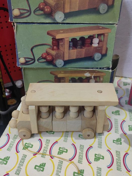 Стари дървени играчки - чисто нови