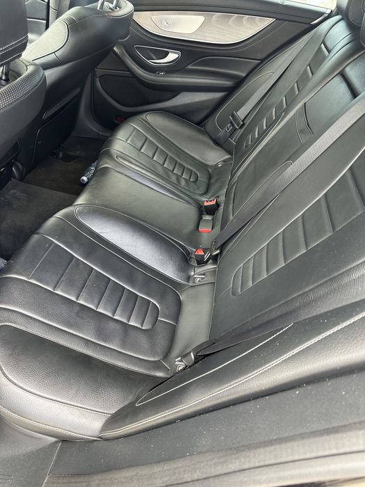 Vand CLS 450 paket 63 AMG hibrid schimb cu garsoniera sau apartament