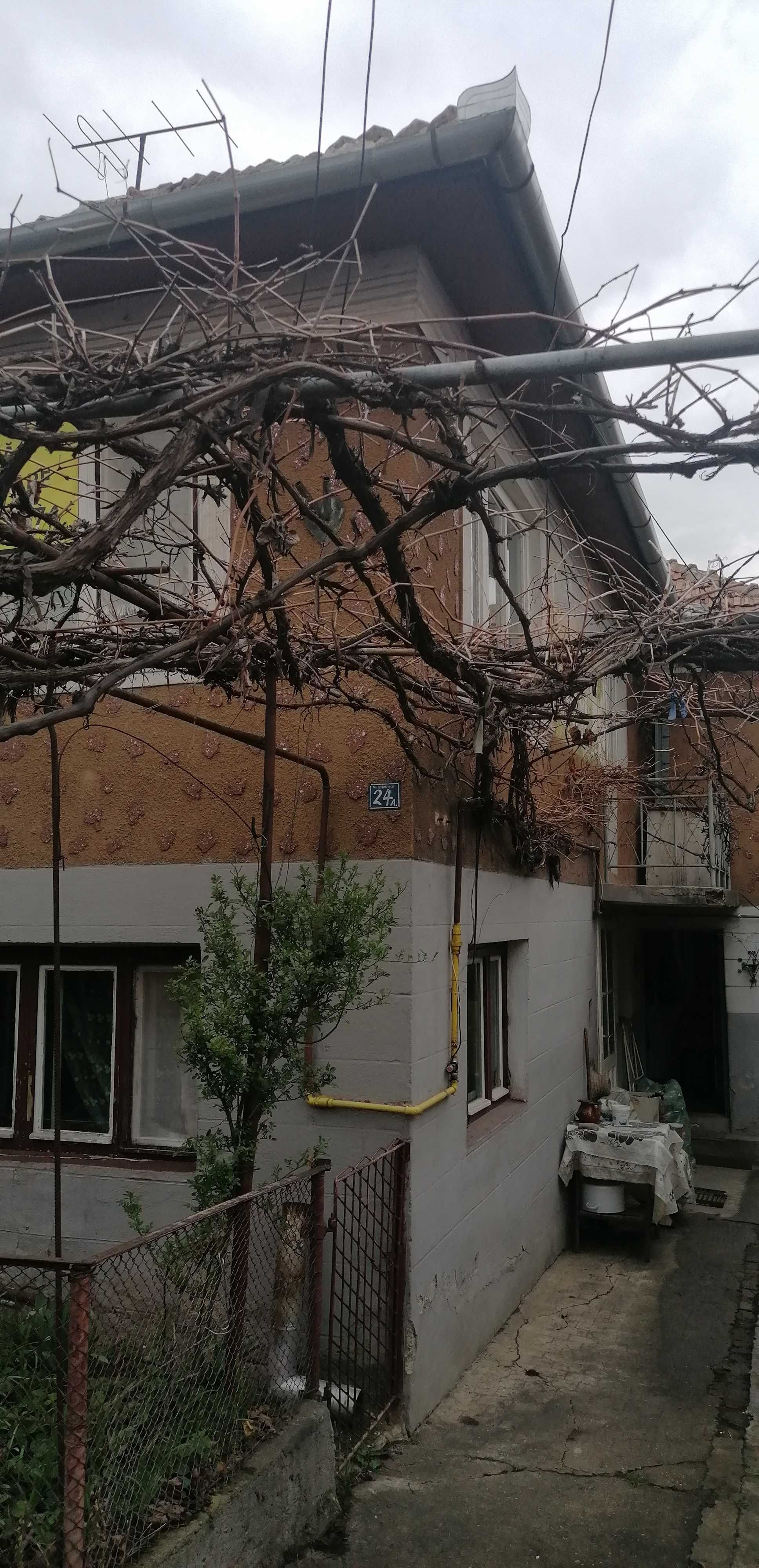 Casă de vânzare - Dambul Rotund