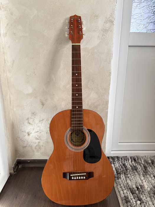 Vând Chitară Hora Reghin