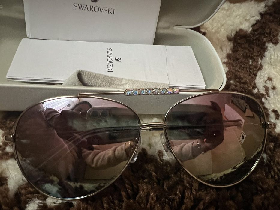 Swarovski, оригинални слънчеви очила, нови