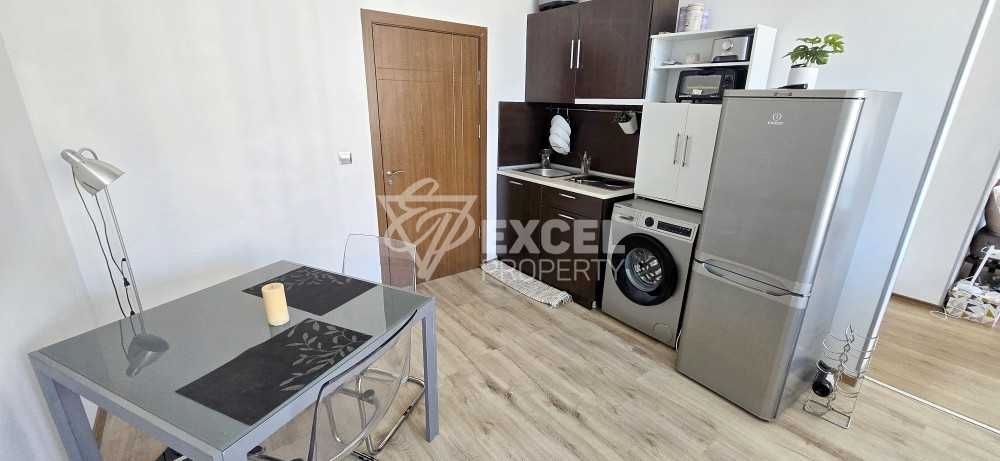 Продава се Двустаен апартамент в к.к. Слънчев бряг - 54 кв.м за 1075 €/кв.м - Снимка #3