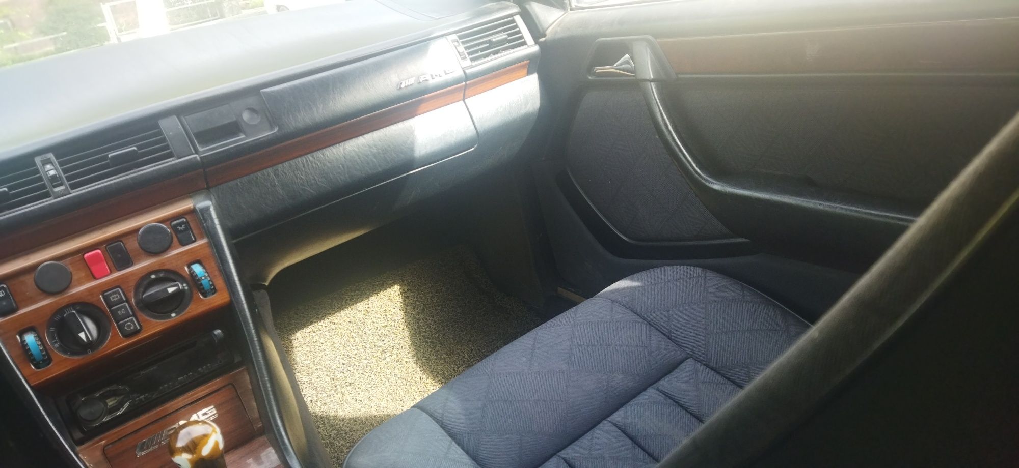 Мерседес w124 e320