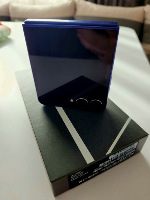 Samsung Galaxy Z flip 7 256