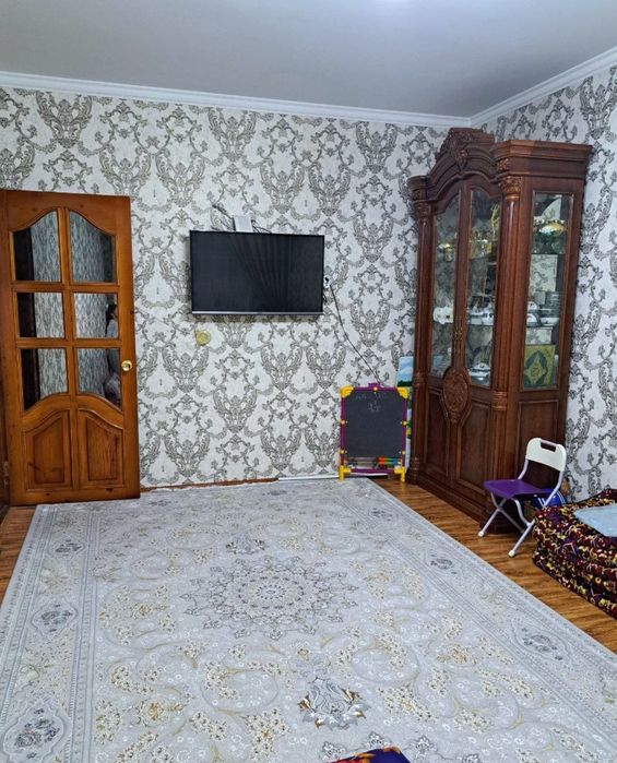 Юнусабад 18, 3(4)/3/4 КиРпИч 77 Серия Неторец Балкон 8 на 2