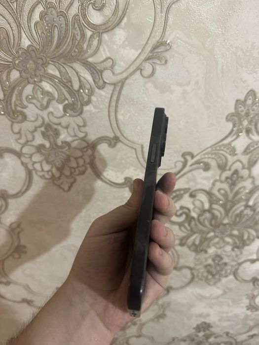 Iphone 15promax karobka bor