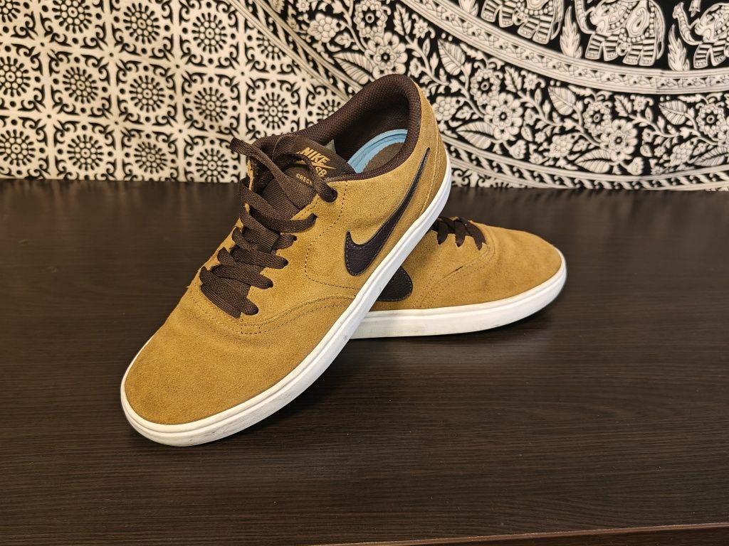 Nike SB US 9 EU 42.5