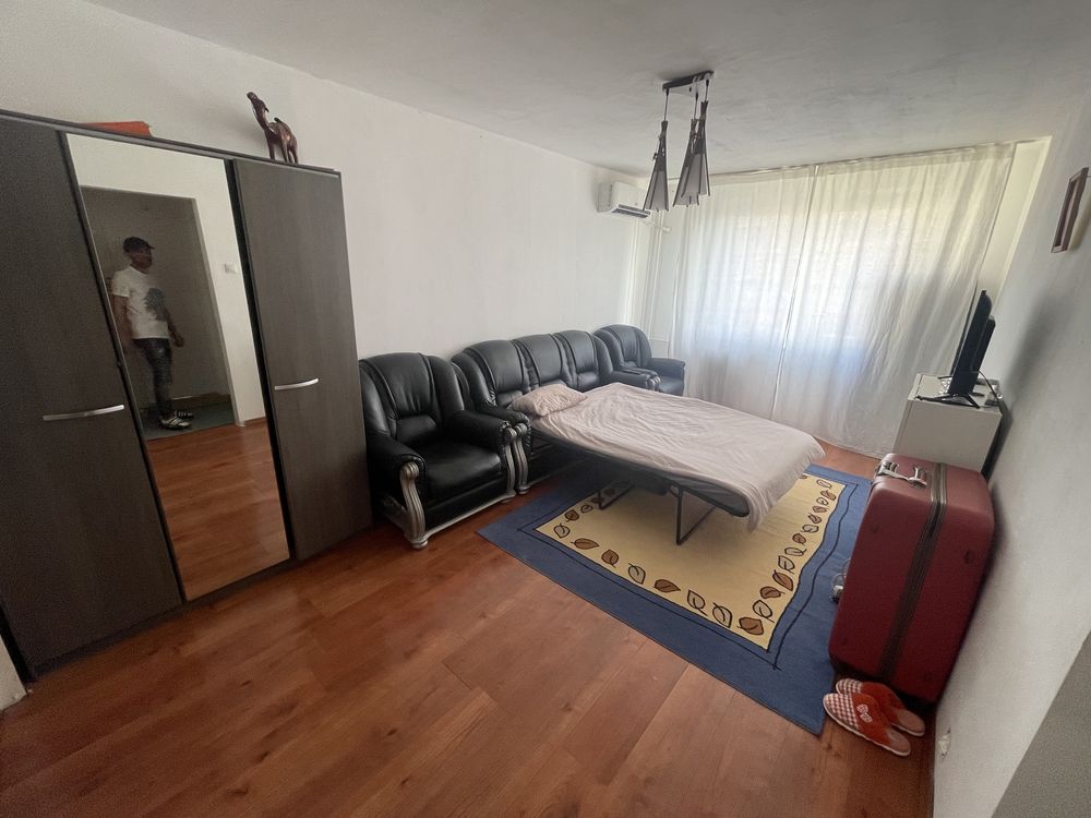 Propietar, vand apartament cu 3 camere,2wc in zona Teiul Doamnei