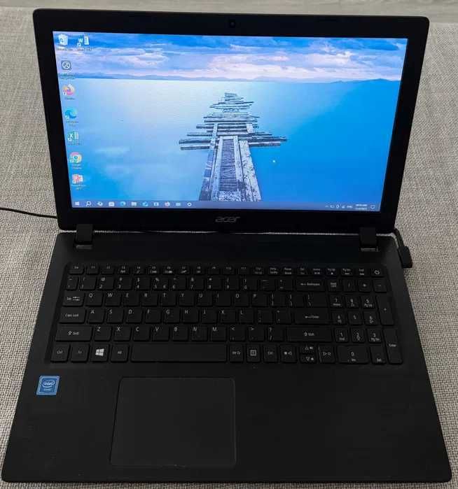 vand laptop acer aspire ES1-711