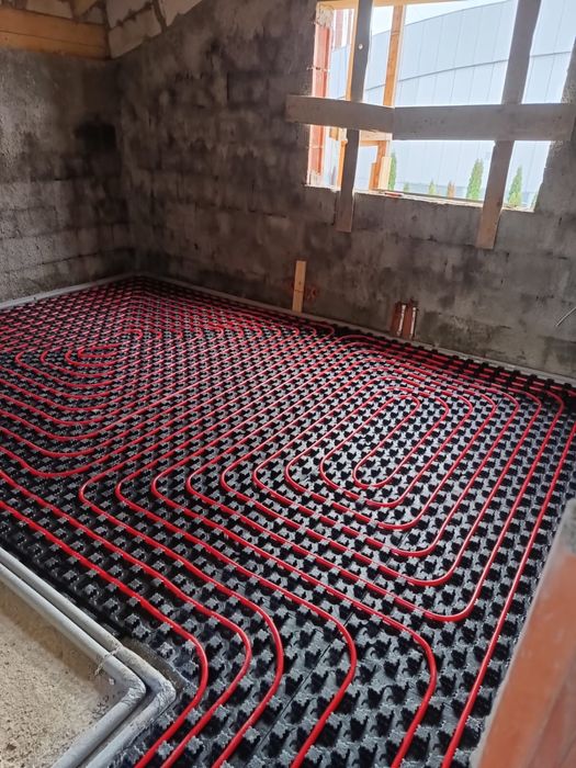 Vand casa noua Cornu