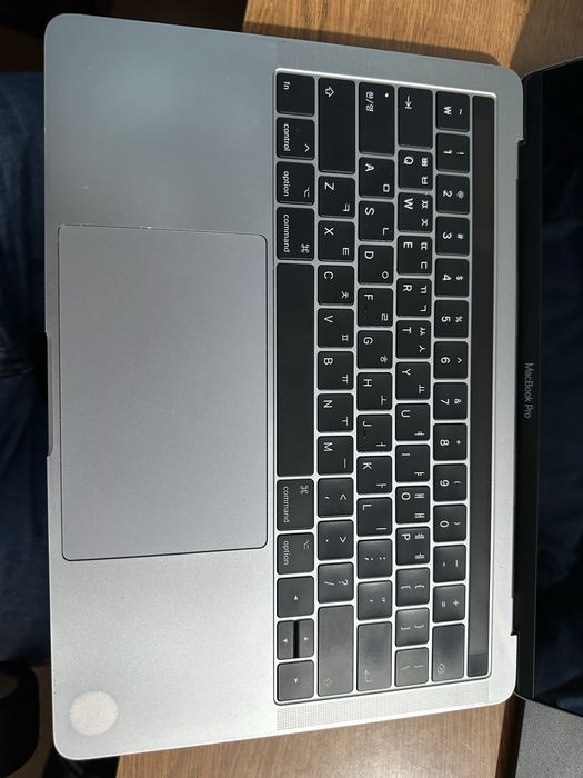 MacBook Pro 2017 Touch Bar core i5