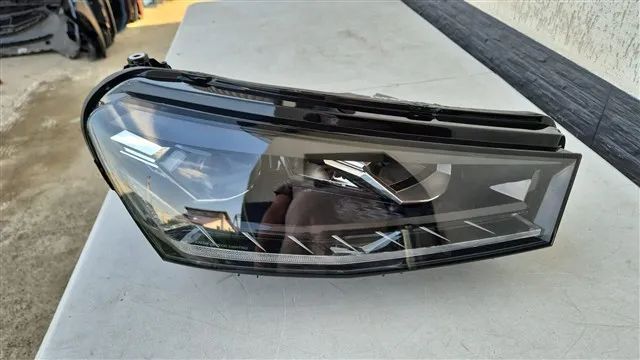 Far dreapta Skoda Fabia 4 Full Led model cu lupa an 2022 2023 2024 2025 cod 6VB941016B