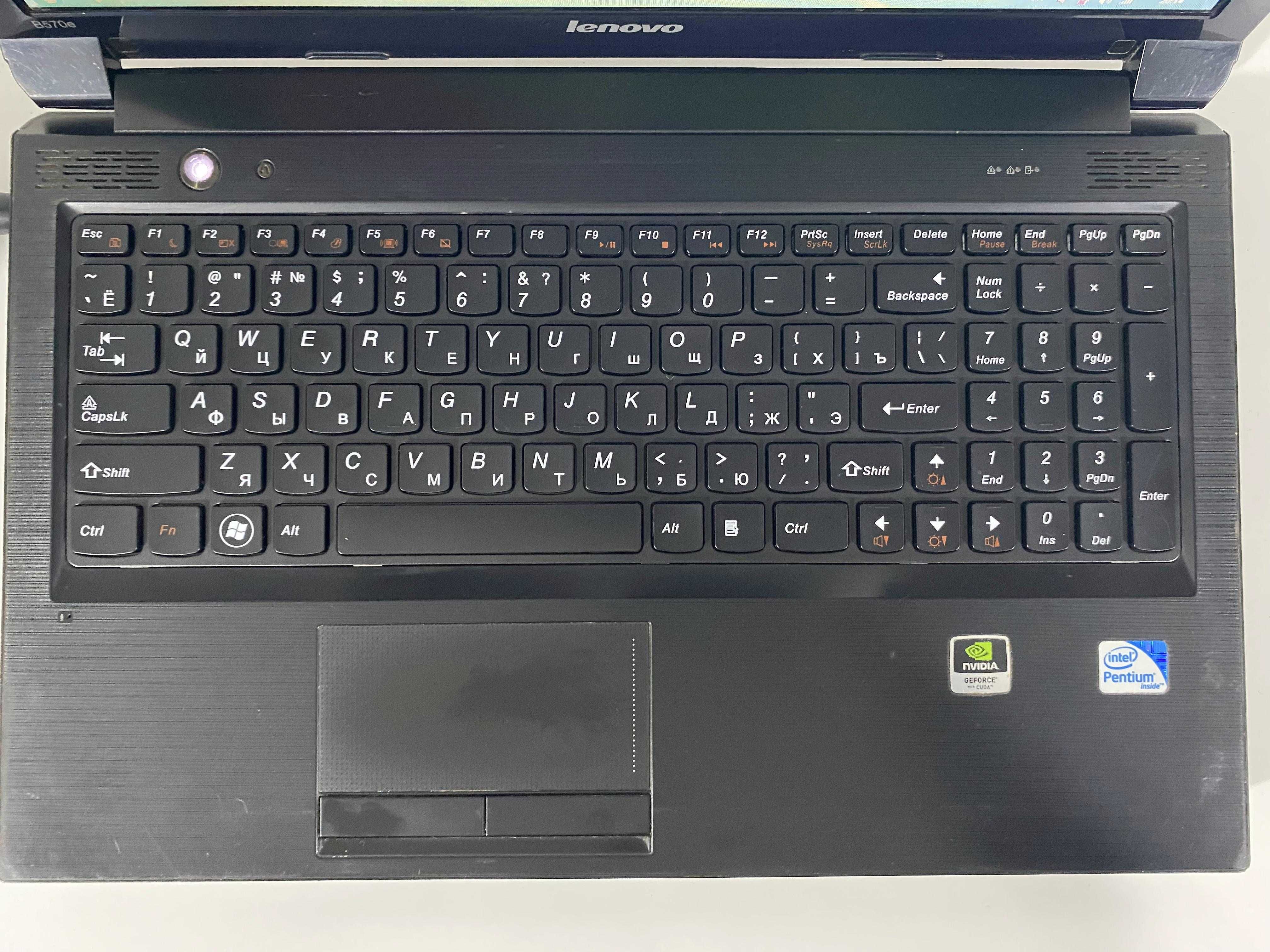 2х-Ядерный LENOVO Intel B950\4GB\256GB SSD\GeForce 410M\15.6". Дешево.