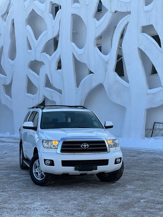 Тойота 33.5 млн обмен на квартиру в астане !