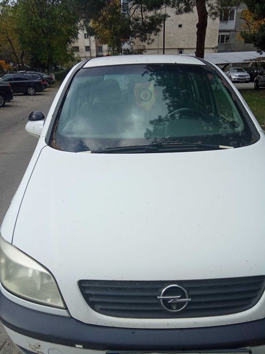 Zafira 7 locuri preț mic