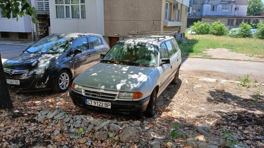 Опел Астра 1.7 дизел,мн добро състояние